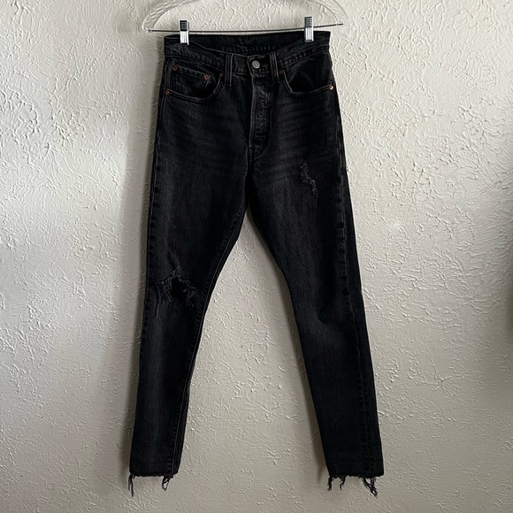 ‼️SOLD ON OTHER PLATFORM‼️501 Levi Denim Jeans - Picture 2 of 6